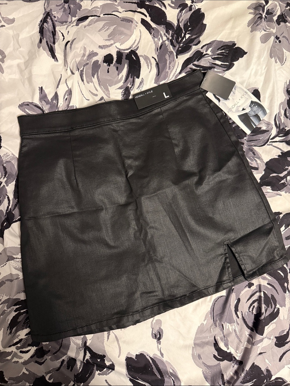 Kendall & Kylie Black Faux Leather Mini Skirt